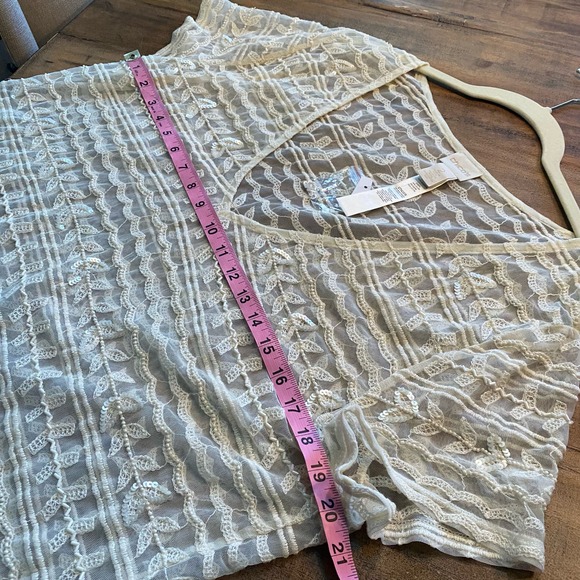 Chico’s NWT Sheer Embroidered Beaded Cream V-Neck Blouse Womens Large - Picture 10 of 11
